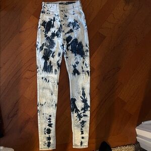Tie-Dye High-Waisted Skinny Jeans